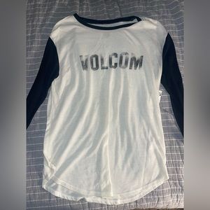 Volcom Baseball T shirt NWT size Medium  white with navy blue